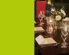 Table set for the Cologne Dinner Tour
